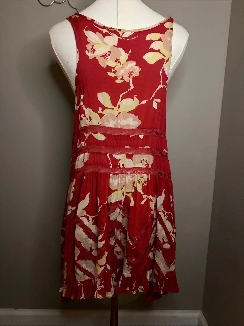 Free People Intimately She Swings Red Floral Lace Insert Mini Dress Size Small